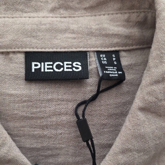 PIECE Short Sleeve Button Front Belted Shirt Dress Taupe Size S NWT - Picture 8 of 8